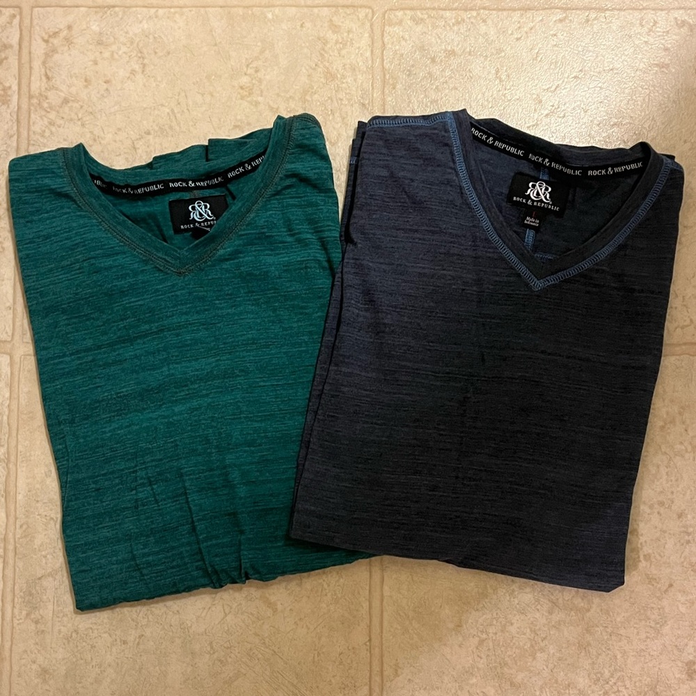 Rock & Republic T Shirts- Set of 2